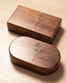 Custom Engraved Wooden Jewelry Box – Personalized Name & Birth Flower Keepsake